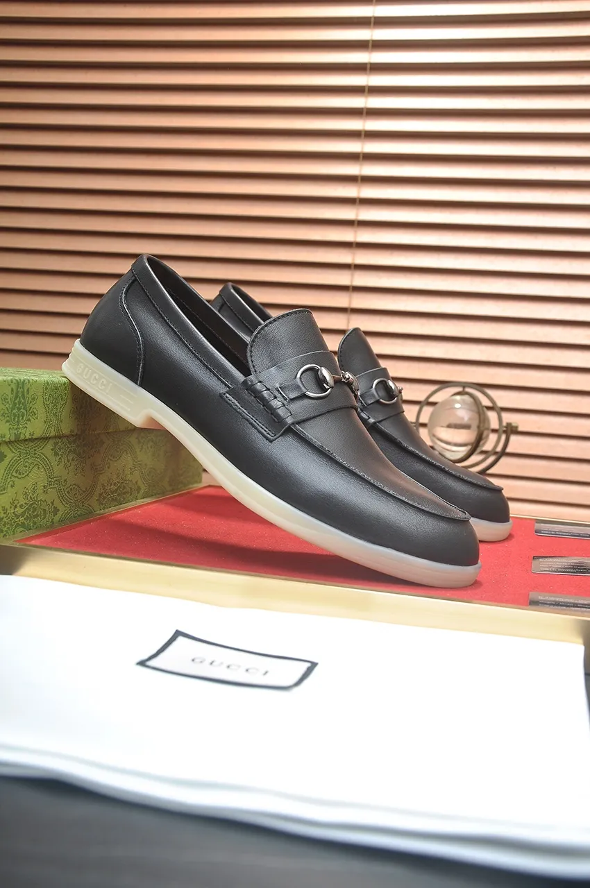 Men's shoes 💰440💶【GUCCI】 (High-end Niuli) New 🍀Gucci* - top version Gucci classic casual leather shoes! It is made of imported original cowhide and has a comfortable first layer of cowhide lining! Original wear-resistant rubber outsole! High quality products! Code number 38-44!